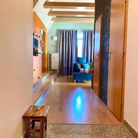 Lägenhet 3izb. Apartman- *